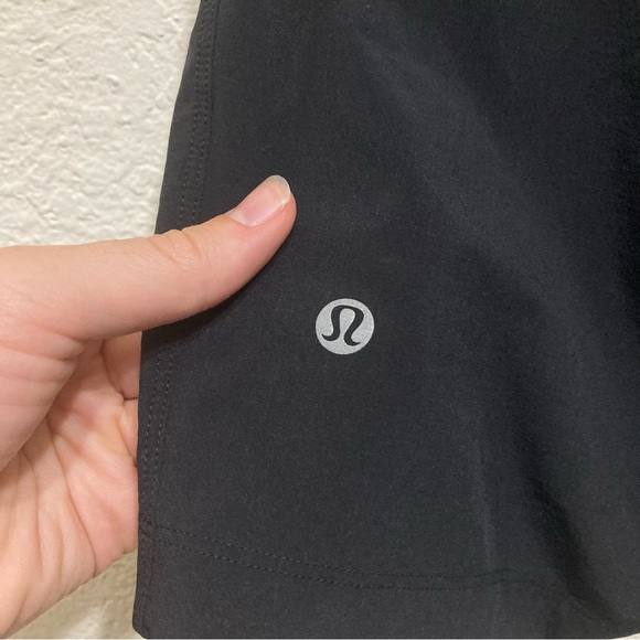 Lululemon Men’s athletic shorts Black Size Large - Picture 5 of 8